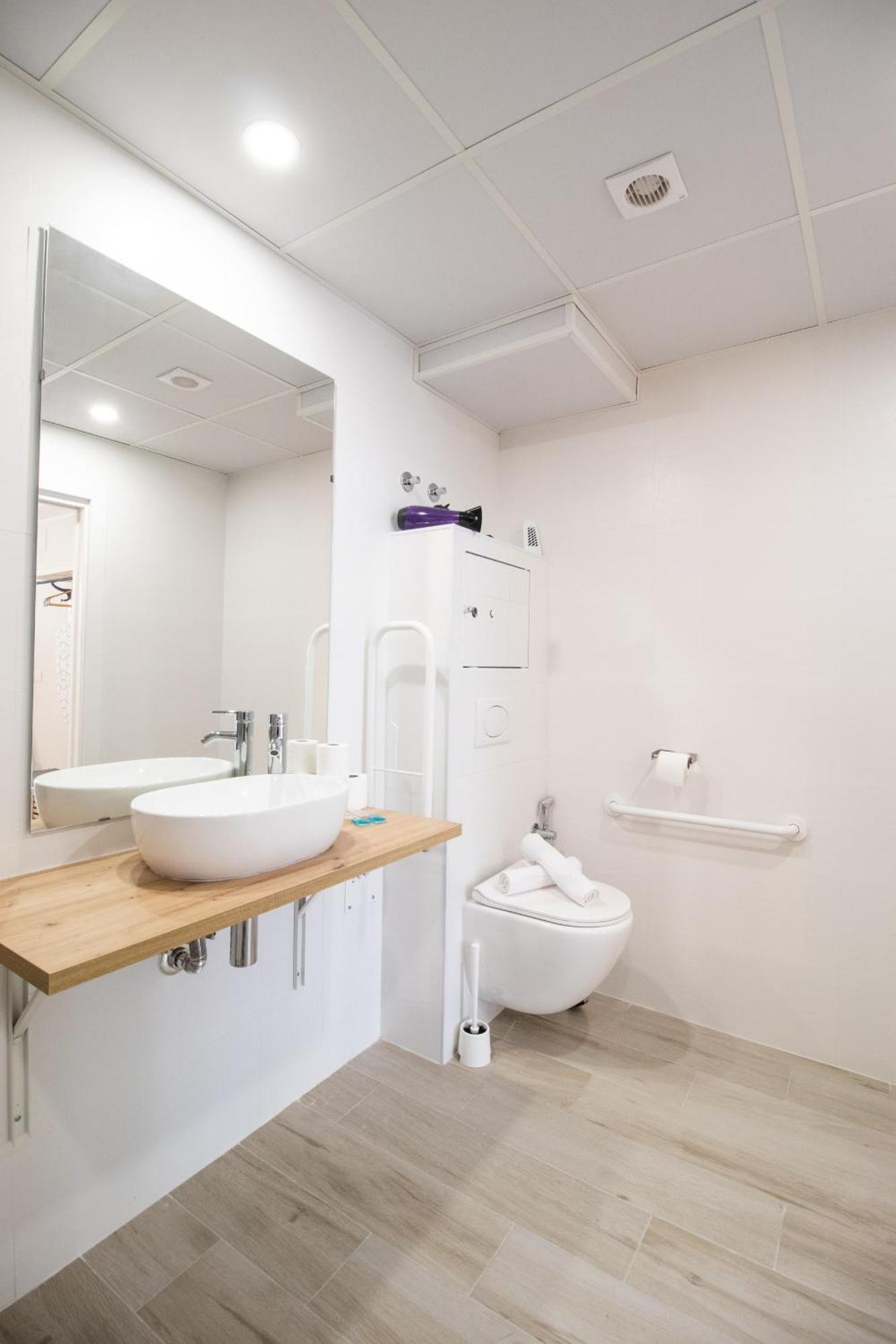 Appartamento Nautical Flats By Concept Valenza Esterno foto